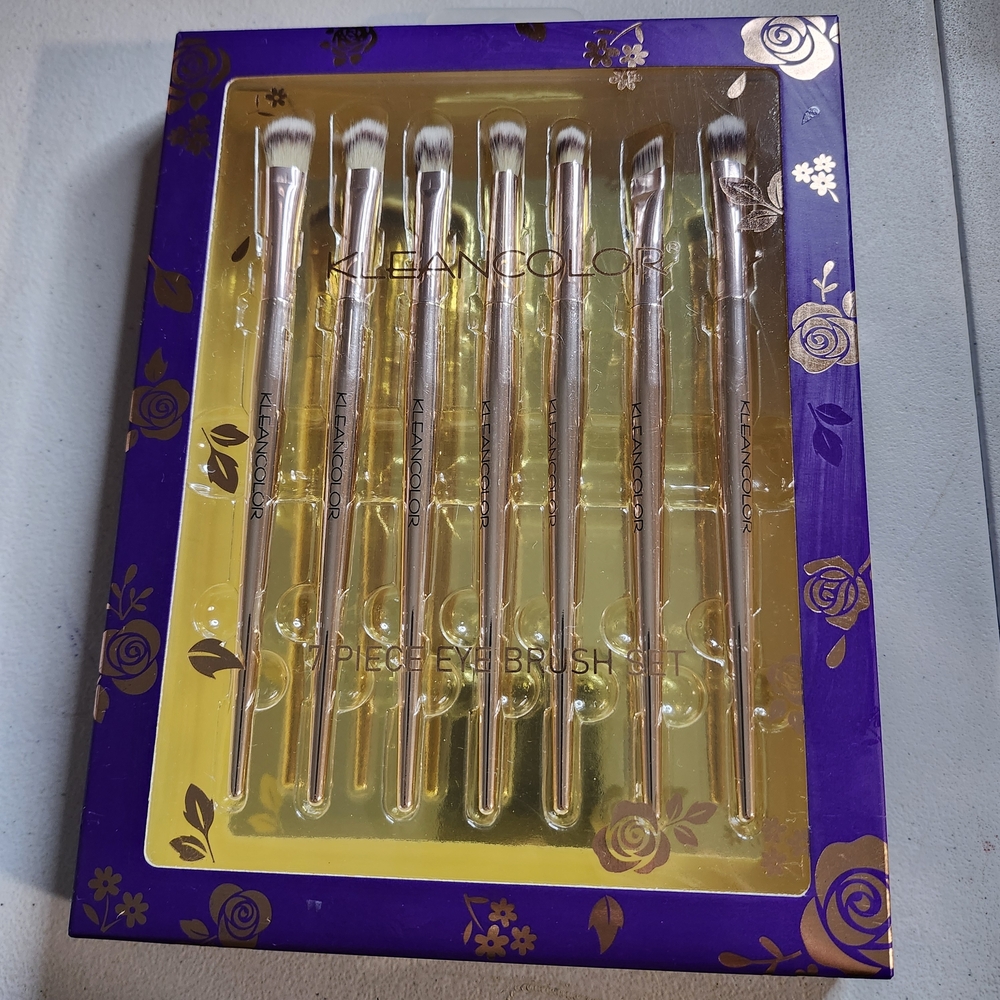 Kleancolor Rose Gold 8-Piece Eye Brush Set with White-Tipped Bristles